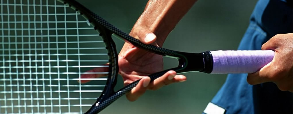 Přijďte si k nám zahrát tenis.